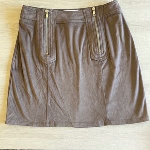 brown soft kendall and kylie skirt, size small